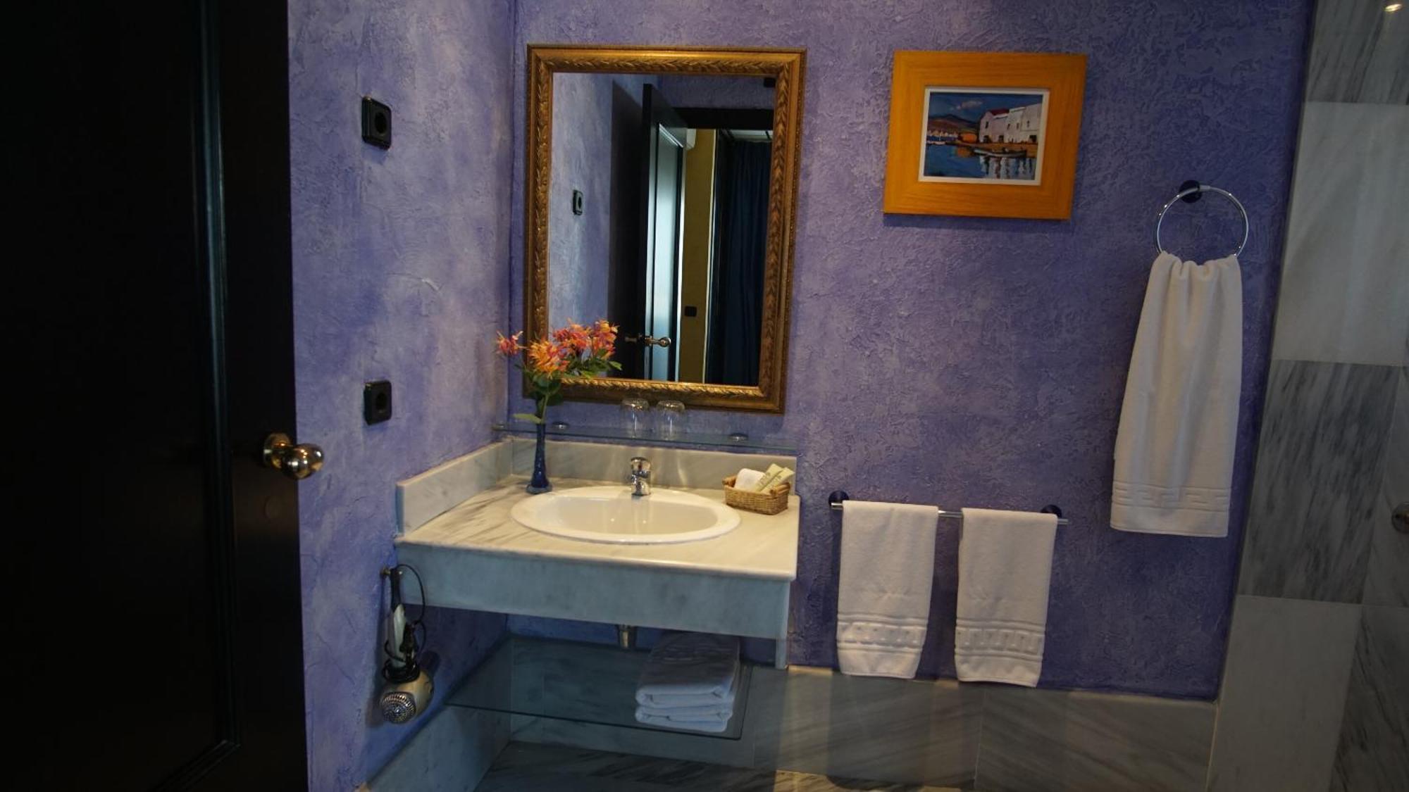 Hotel Tikar Гарруча Экстерьер фото