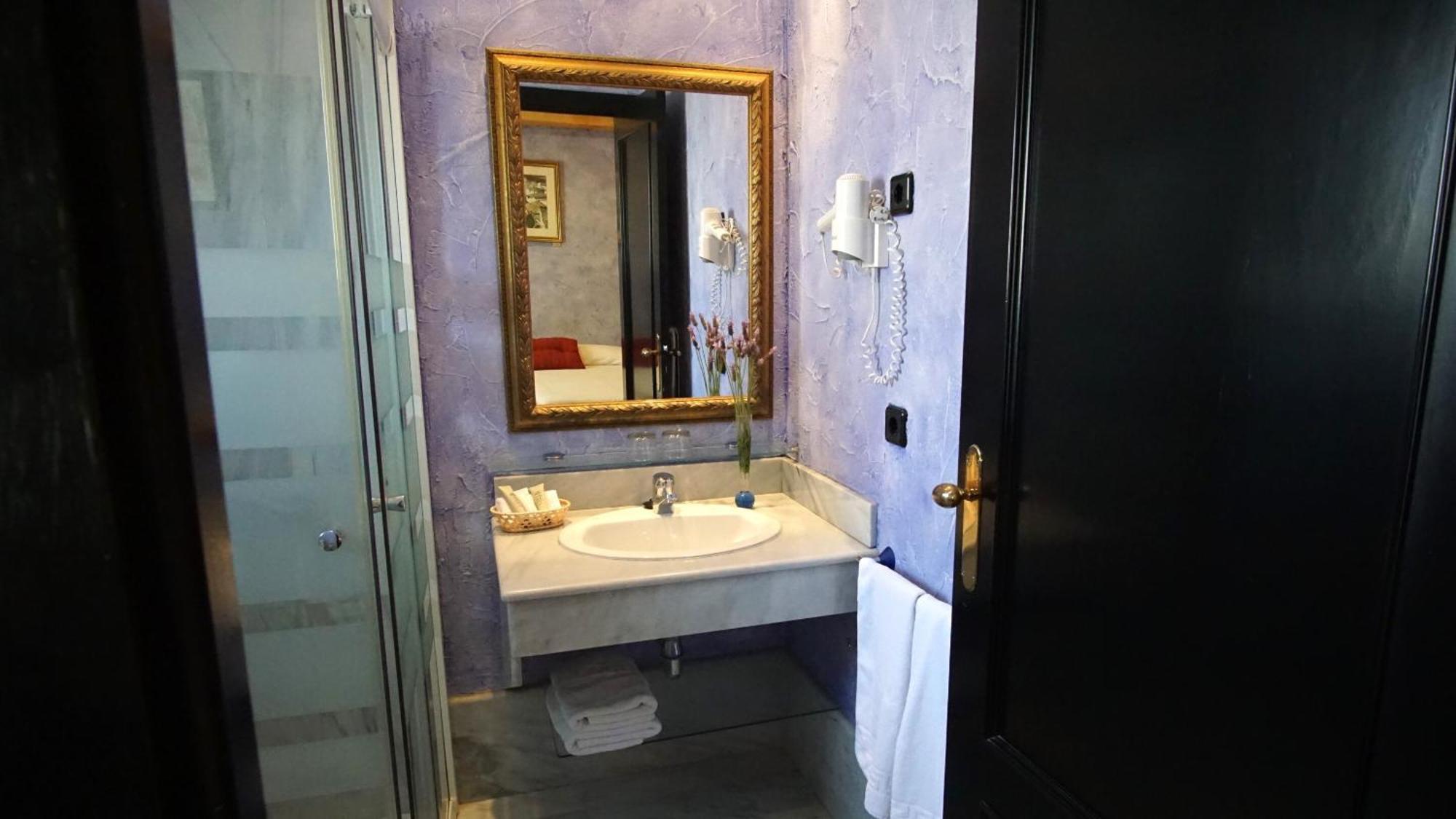 Hotel Tikar Гарруча Экстерьер фото